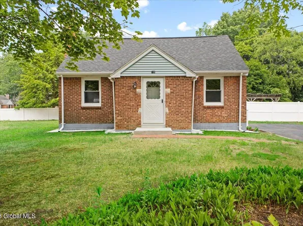 120 Vaughn Drive, Albany, NY 12203