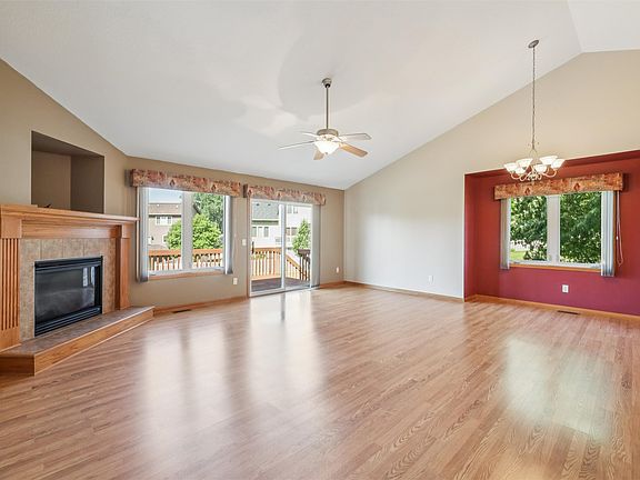 4th image of 1505 W Jackson Ave