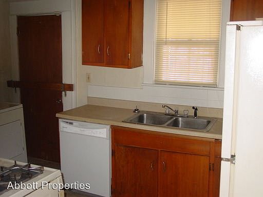 2nd image of 511 Drury Ave