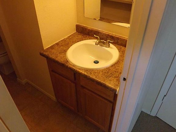 3rd image of 3501 Juan Tabo Blvd NE Unit B6