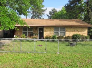 105 N Shirley Ln, Willis, TX 77378