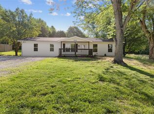 6239 Cedar Knoll Ln, Cedar Hill, MO 63016
