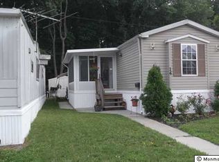14 Shorehaven Rd, Hazlet, NJ 07730