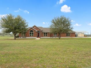 111 Fm 3006, Pleasanton, TX 78064
