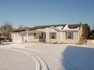 1014 Allen Ct, Plainwell, MI 49080