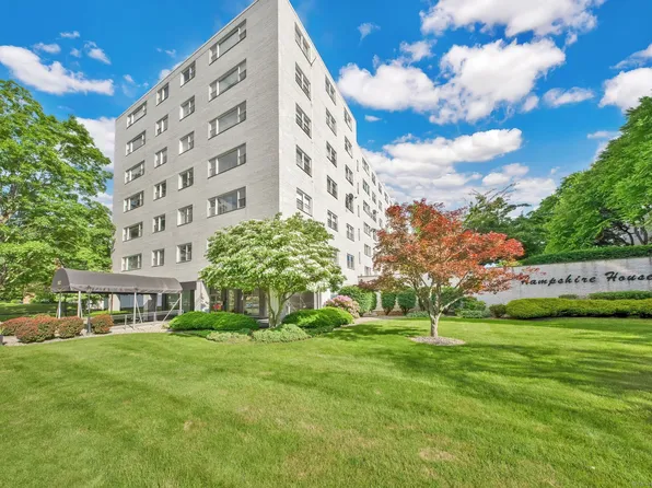 887 Farmington Avenue APT 3D, West Hartford, CT 06119