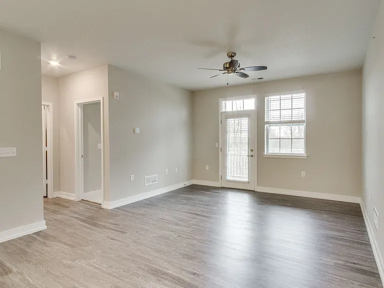 Living Area (Spruce)