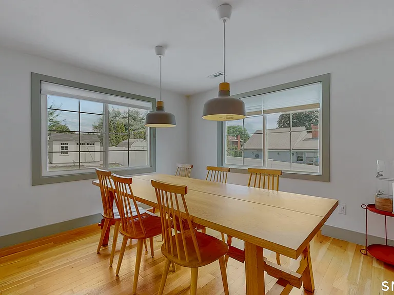 444 Highland St — Photo 6