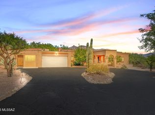 5620 N Barrasca Ave, Tucson, AZ 85750