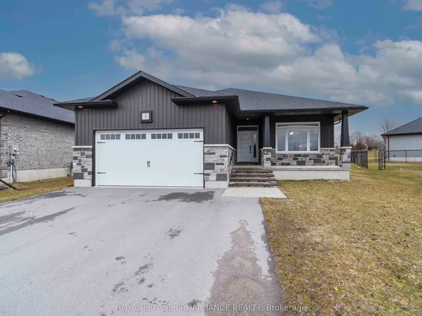 5 Schmidt Way, Quinte West, ON K8V 0L6