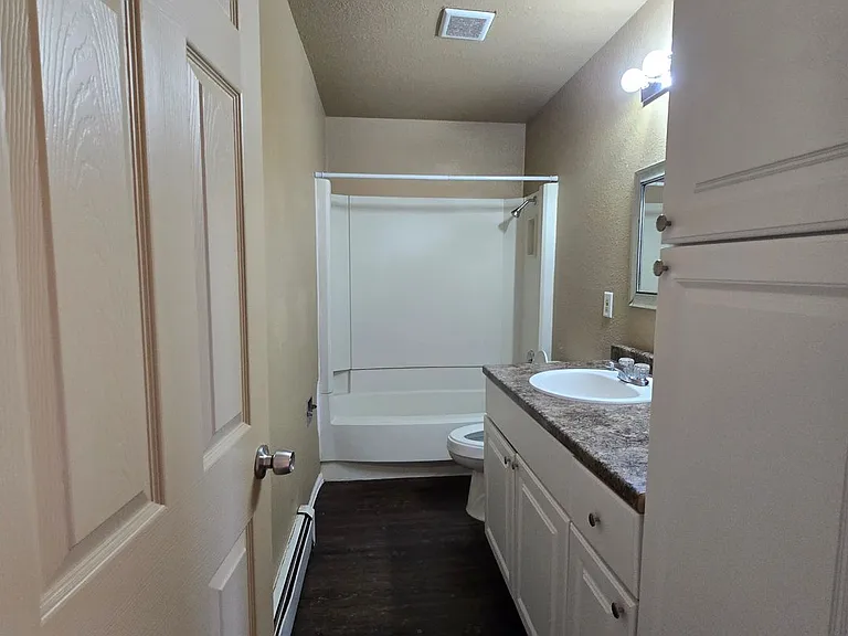3299 Lombardy Ln #C — Photo 8