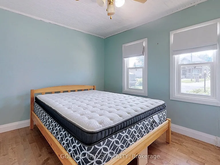 196 S Channel Dr — Photo 11