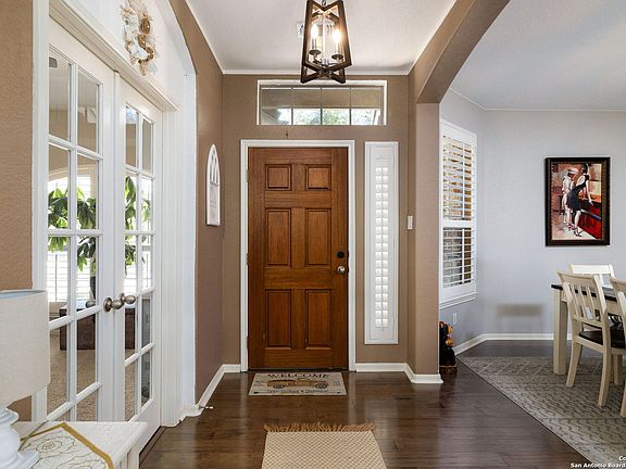 5th image of 2110 Pecan Haven