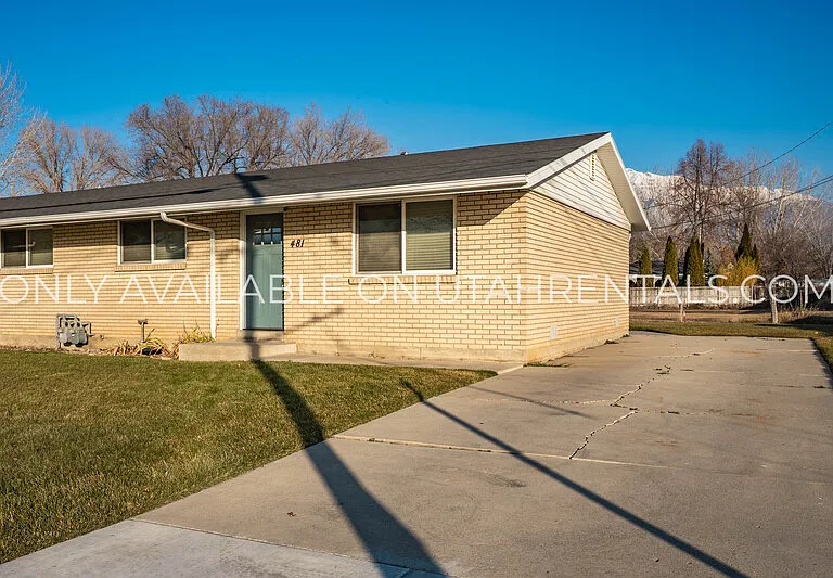 479 S 200th St E — Photo 1