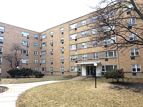 2035 W Granville Ave #511 Photo 1