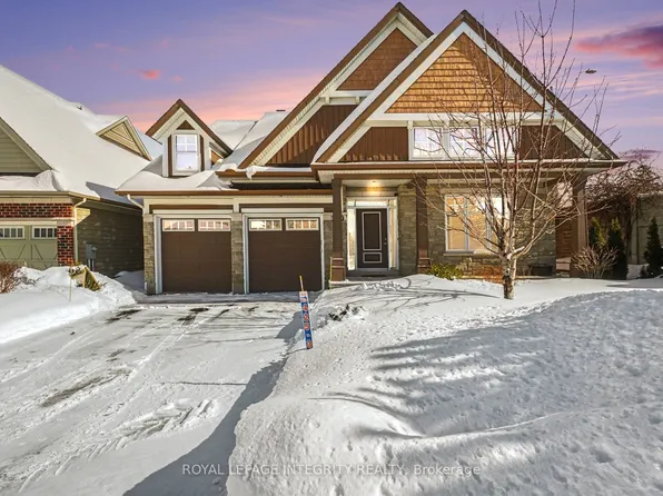 170 Solera Cir, Ottawa, ON K1T 0C8