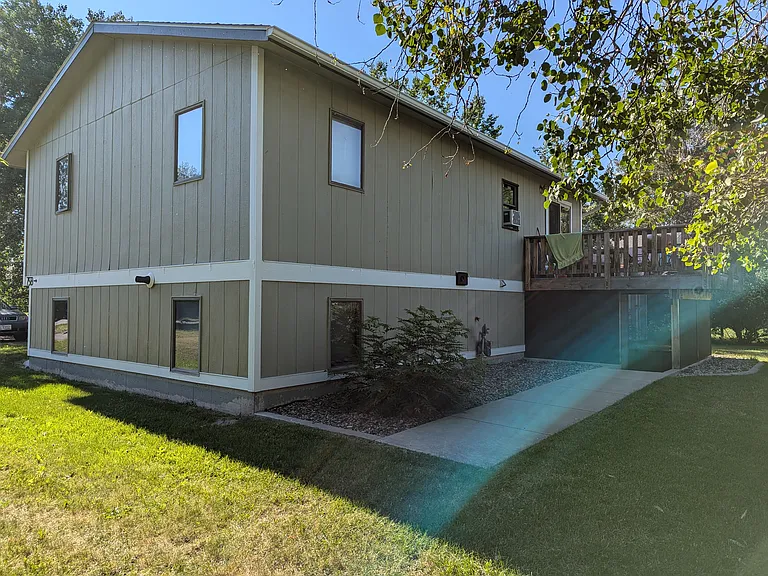 75 Boxwood Dr #B — Photo 2