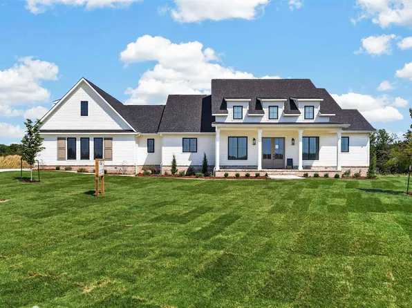 2818 E Kay St, Derby, KS 67037