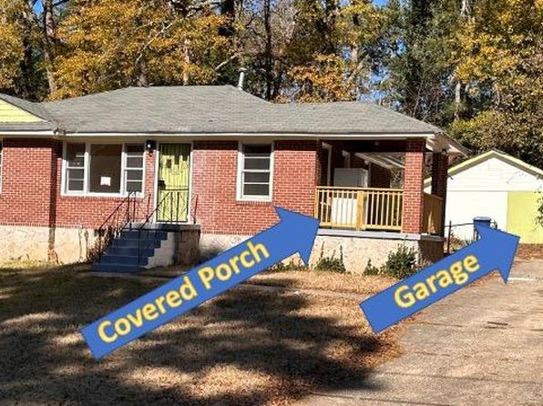 408 Carey Dr SE