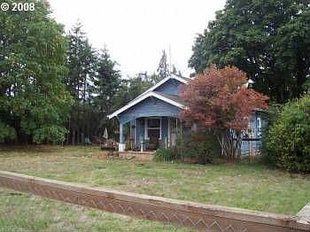 3rd image of 82232 N Pacific Hwy