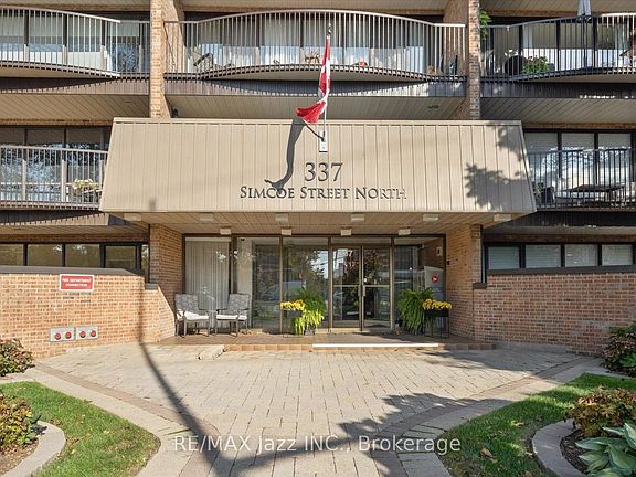 3rd image of 337 Simcoe St N #405