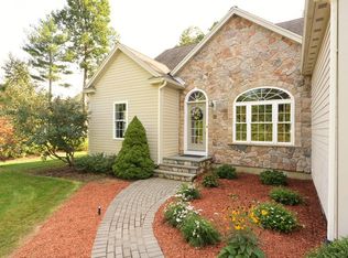 256 Mary Catherine Dr, Lancaster, MA 01523