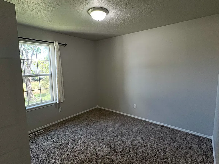 24489 Cascara Ct — Photo 14