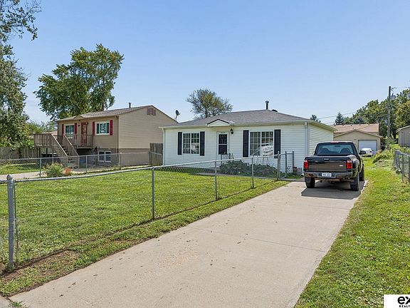 2nd image of 6609 A St