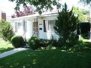 1st image of 610 S 20th Ave