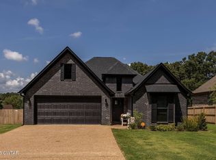 35 Watlington Rd, Jackson, TN 38301