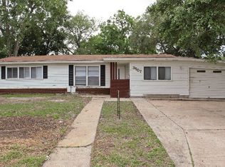 3507 Meadowlane St, Victoria, TX 77901