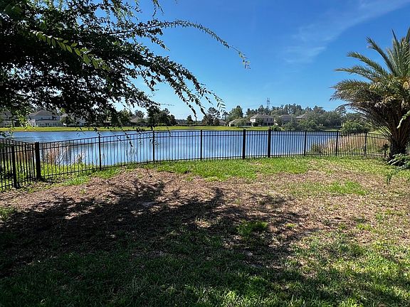 2nd image of 239 Brooklet Cir