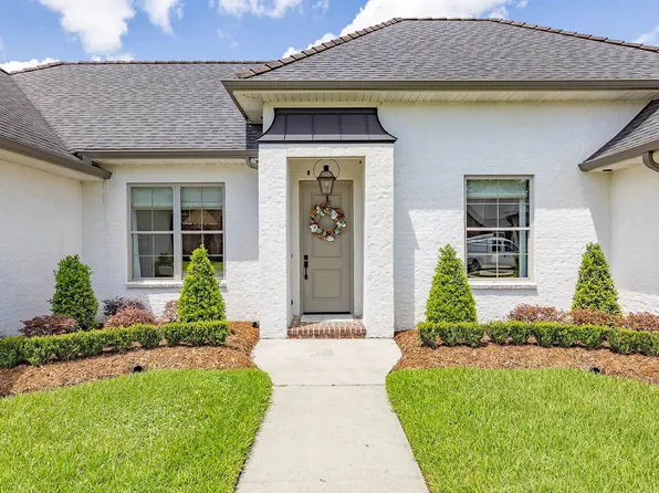 2908 Quiet Oak Pl, Schriever, LA 70395