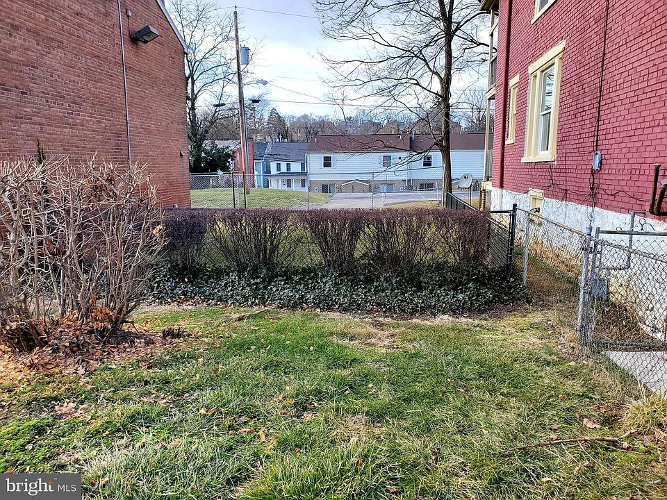 1st image of 459 Park 459 461 Pl