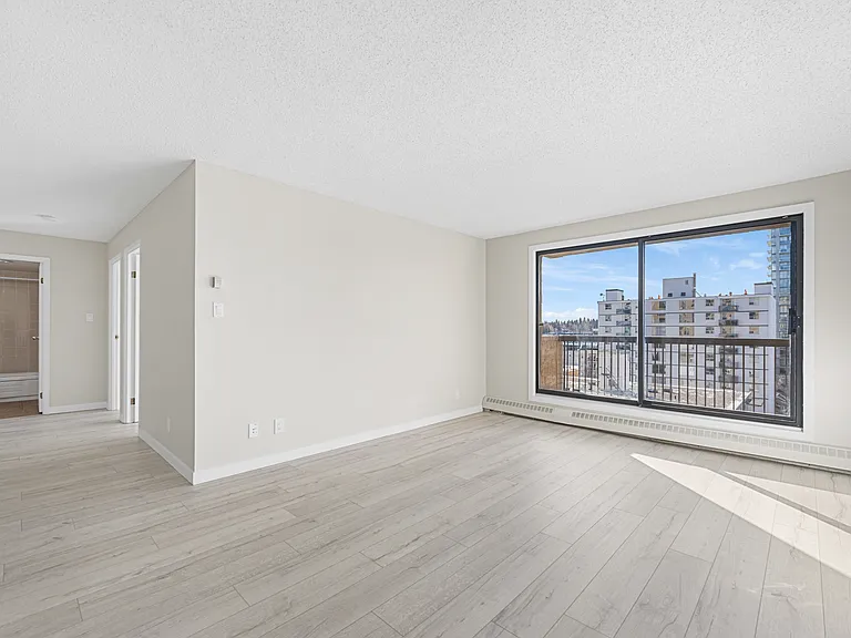 924 14th Ave SW #908 — Photo 9