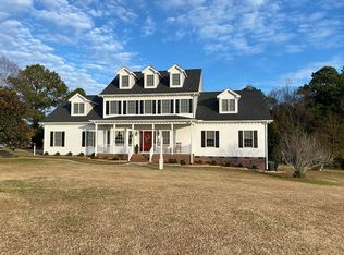 203 Forest Oaks Dr, Clayton, NC 27527