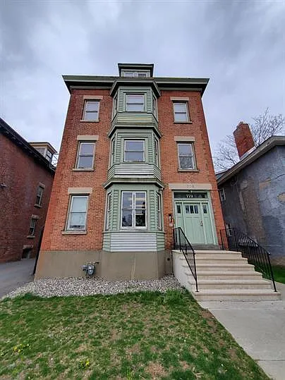 773 Madison Avenue — Photo 1