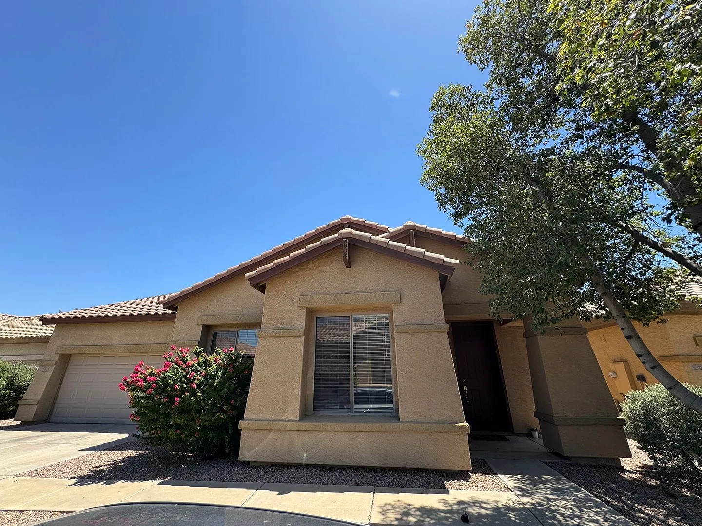 3 Bedroom - 2 Bath - 1435 Sq. Ft. Home in Chandler — Photo 2