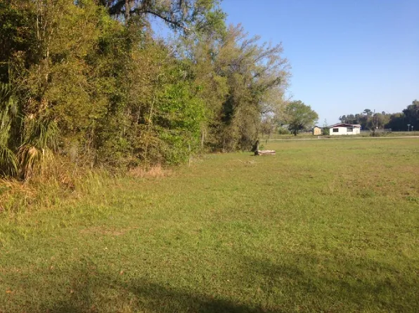 250 Dixie Blvd, Bowling Green, FL 33834