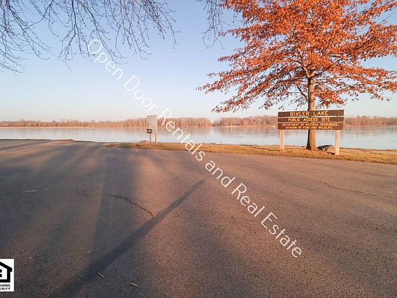 4th image of 705-707 Lake Ave