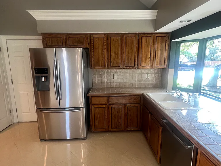 19962 Encino Royale St — Photo 17