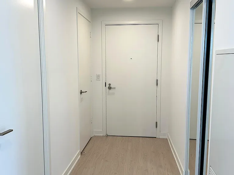 65 Mutual St #2904 — Photo 11