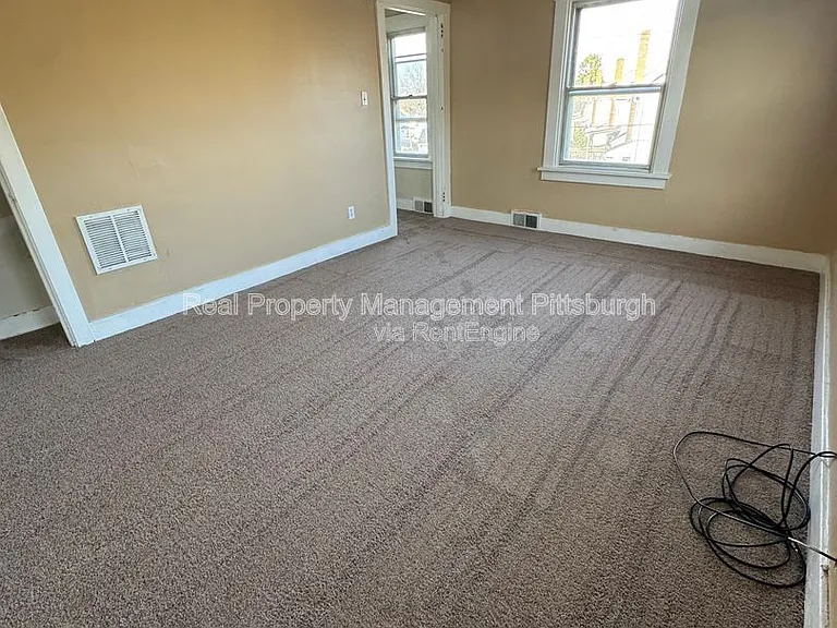 601 Farnsworth Ave — Photo 9