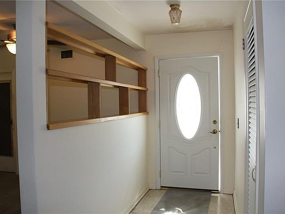 4th image of 1345 Byron Dr