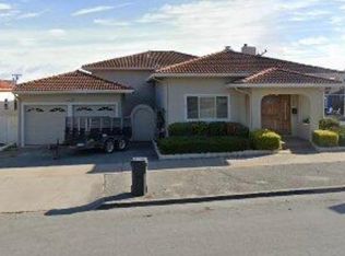 440 Pine Ave, Pacific Grove, CA 93950