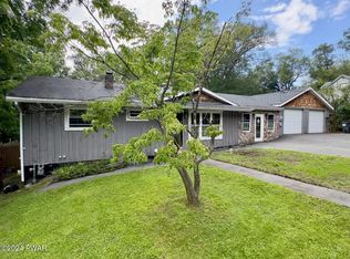 361 Ridge Ave, Hawley, PA 18428