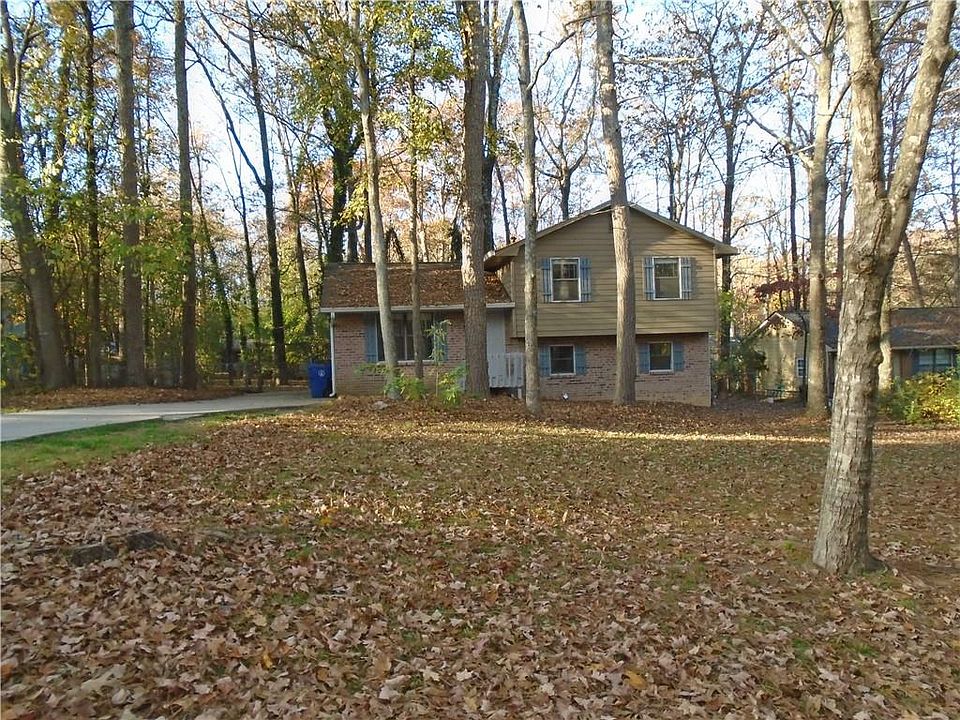 1st image of 397 Old Towne Cir