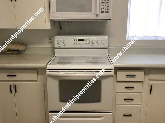 2nd image of 2008 Hendola Dr NE