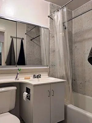 Rented by Maximo Properties | media 9