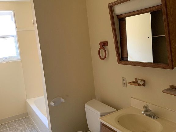 2nd image of 121 Delong Ave #1